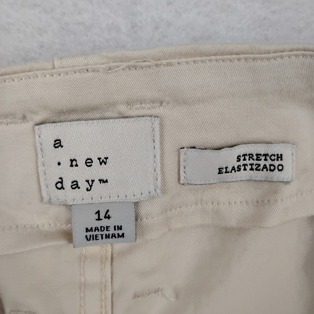 New A New Day Cargo Pant In Vanilla Size Woman's 14 - Picture 4 of 5